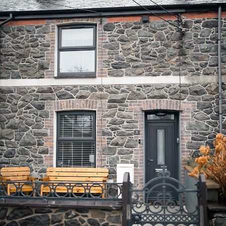 Snowdonia Quarryman Cottage ランベリス エクステリア 写真